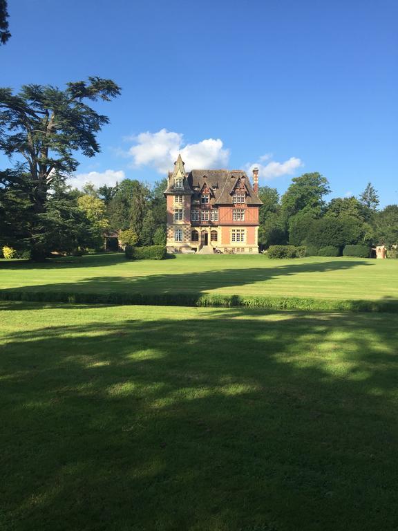 Le Manoir De Benedicte B&B Cahan Exterior photo